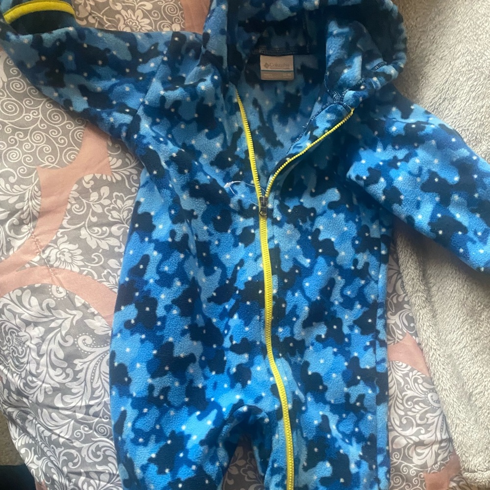 Columbia full body fleece suit